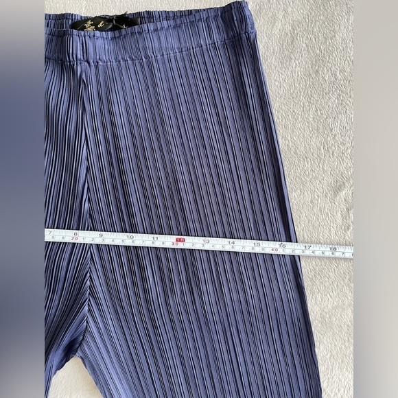 NAVY blue High-Waisted Pleated Trouser size M - Picture 4 of 7
